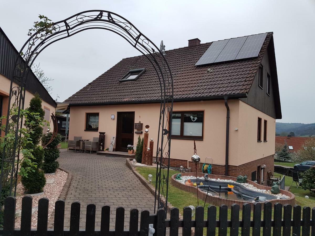 Gaestehaus Petra Штайнау-ан-дер-Штрасе Экстерьер фото